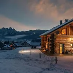 Blockhaus - Your Austrian Vakantiehuis Gosau